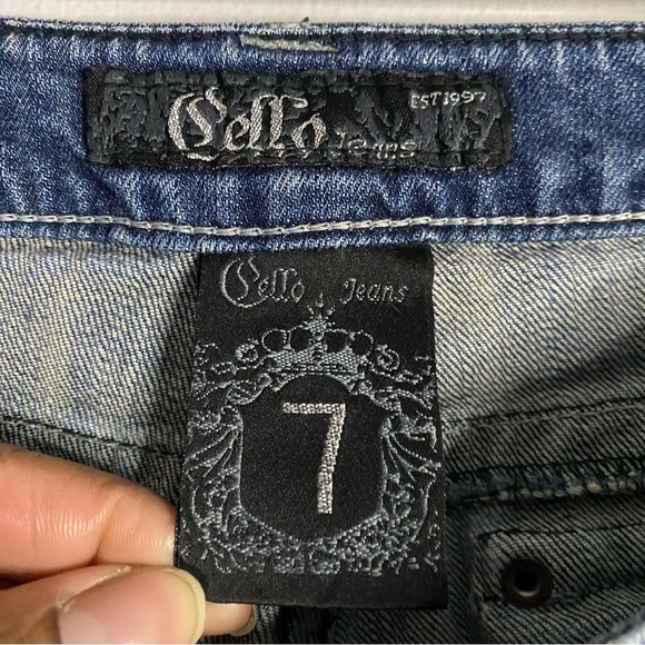 Cello Women's Low Rise Medium Indigo Frayed Hem Denim Jeans - Picture 5 of 10